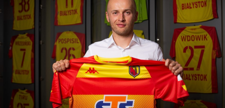 Pazdan Ülkesine Geri Döndü